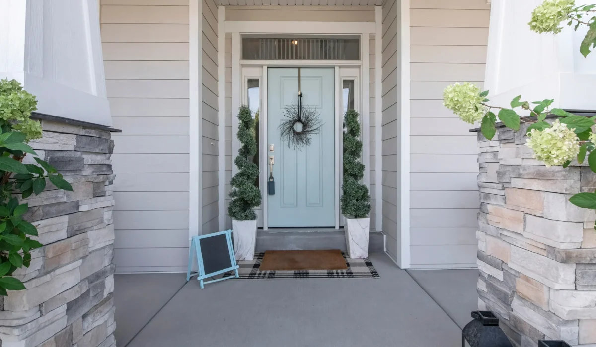 AdobeStock_454868186 Generic stone column